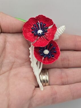 VTG Red Enamel Poppy Flower Brooch w/White Leaves & Blue Stamens, 1960s, 2.5"